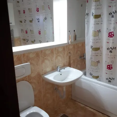 Promenada Mall Apartment4you Appartement *
