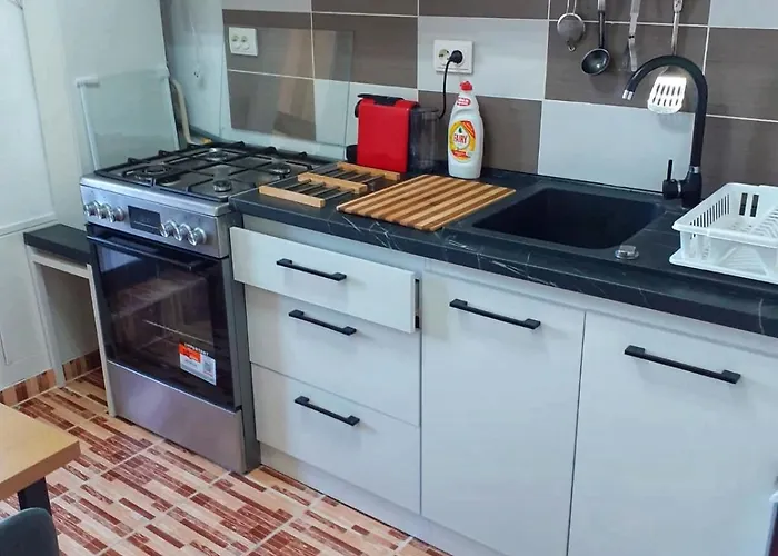 Promenada Mall Apartment4you * Craiova